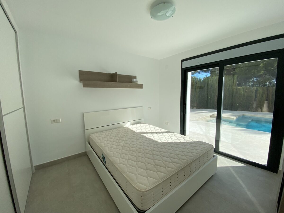 Fabulous 5 Bedroom Detached Villa For Sale in Calpe, Alicante, €865,000