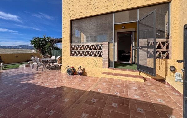 3 Bed Apartment in Valle del Este Golf, Almeria, Spain, €149,950